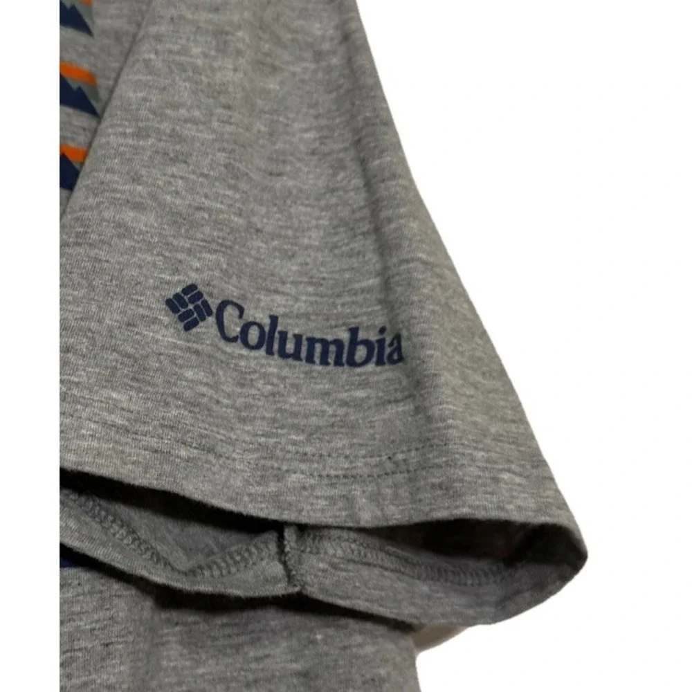 Columbia Men's Large T-Shirt Gray American Flag Mountain Graphic Outdoor Hiking